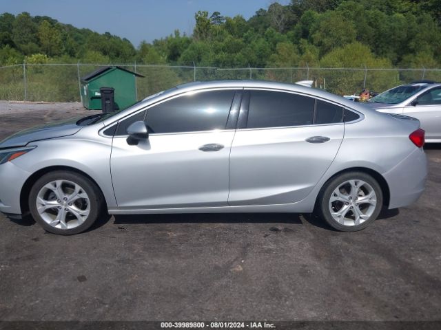 1G1BF5SMXJ7149053 Chevrolet Cruze Premier Auto