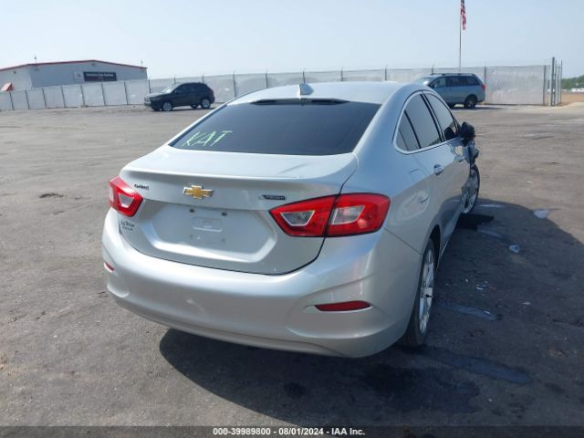 1G1BF5SMXJ7149053 Chevrolet Cruze Premier Auto