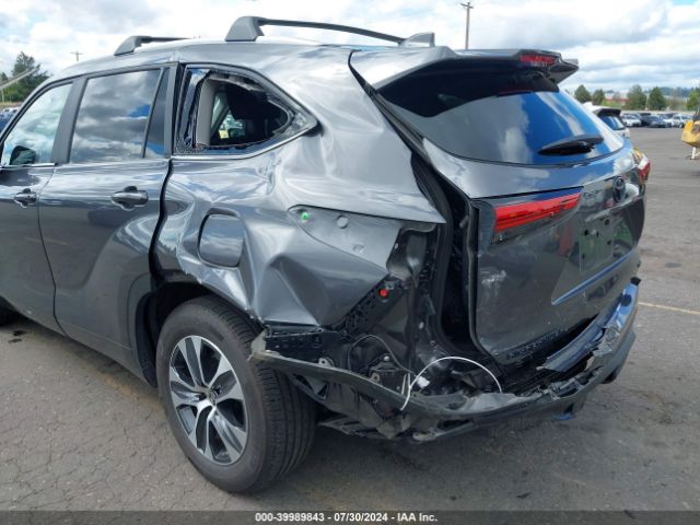 5TDKBRCH8PS586267 Toyota Highlander Hybrid Xle