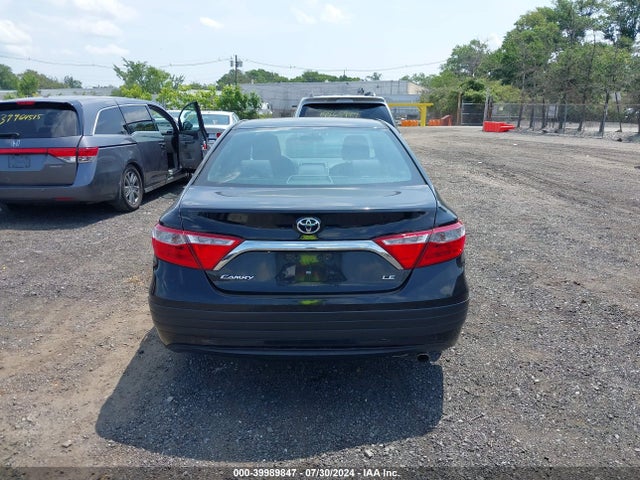 Toyota CAMRY LE 2015 4T4BF1FK7FR511729 Image 16