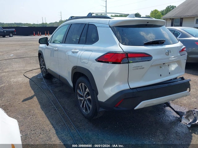 Toyota Corolla Cross Xle 2022 7MUDAABG2NV039150 Image 3