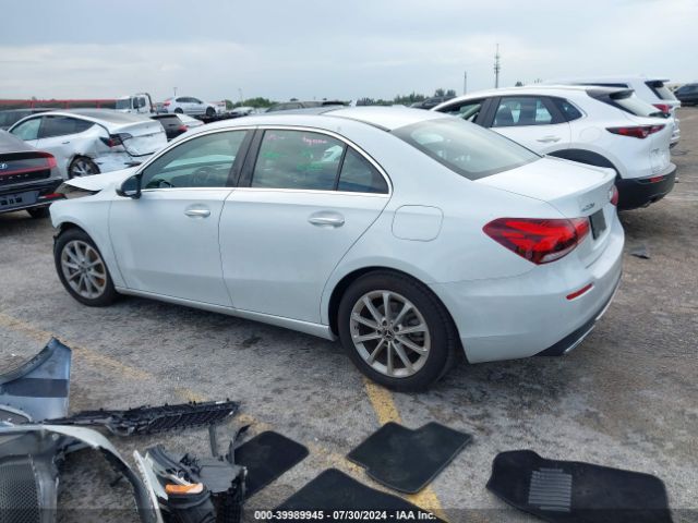 W1K3G4EB0LW044419 Mercedes-Benz A 220