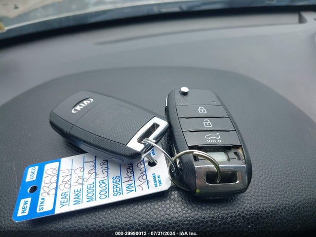 KIA Soul 2014 KNDJN2A27E7093101 Image 11