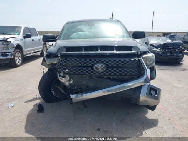 5TFEM5F15JX126967 Toyota Tundra Sr5 4.6l V8