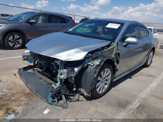 Toyota CAMRY LE 2020 4T1C11AK7LU879764 Image 2