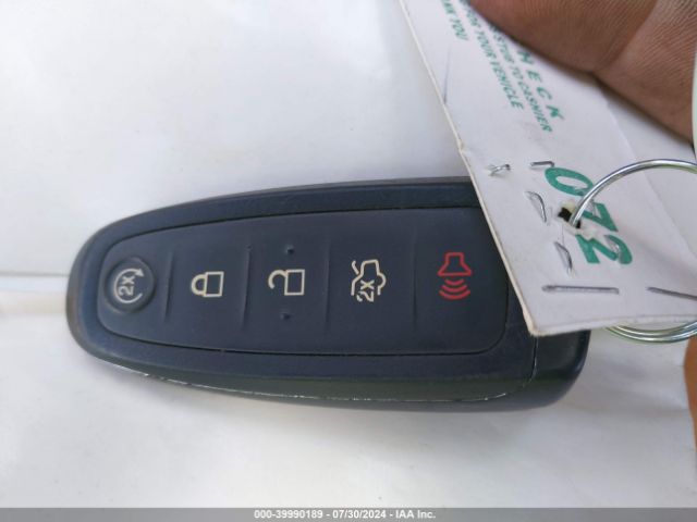 1FADP5CU7GL111359 Ford C-max Energi Sel