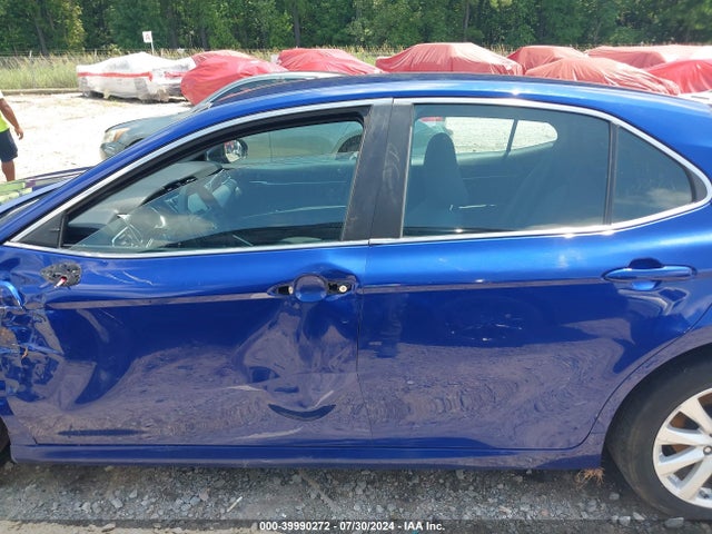Toyota CAMRY LE 2018 4T1B11HK4JU569005 Image 15