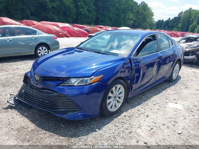 Toyota CAMRY LE 2018 4T1B11HK4JU569005 Image 2