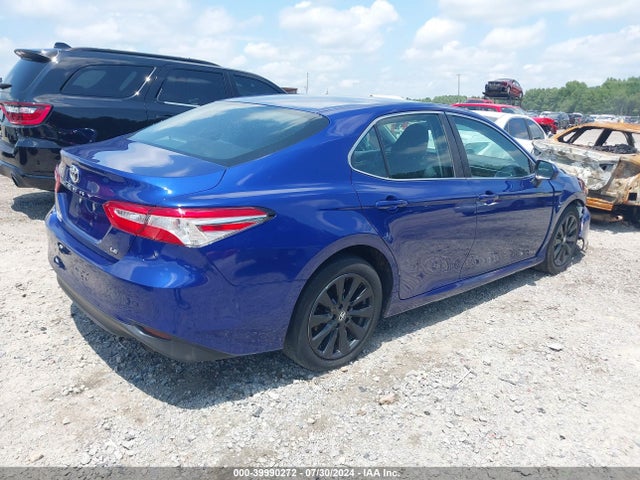 Toyota CAMRY LE 2018 4T1B11HK4JU569005 Image 4