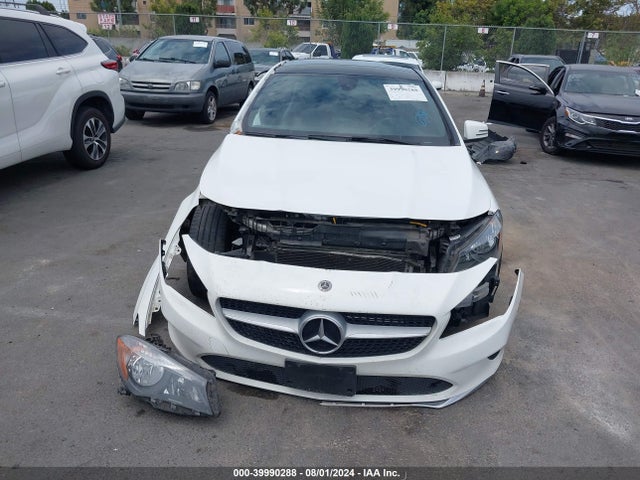 Mercedes-Benz CLA 250 2018 WDDSJ4EB3JN675178 Image 13