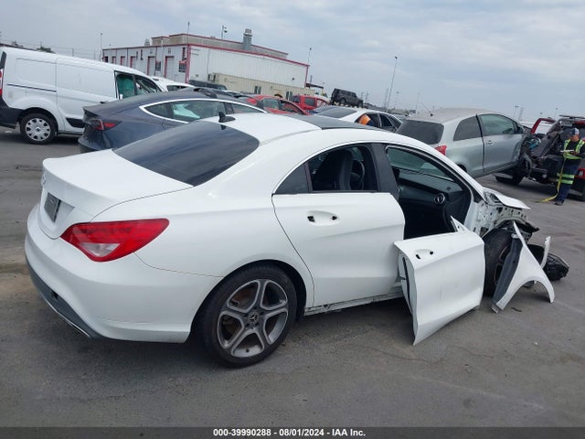 Mercedes-Benz CLA 250 2018 WDDSJ4EB3JN675178 Image 18