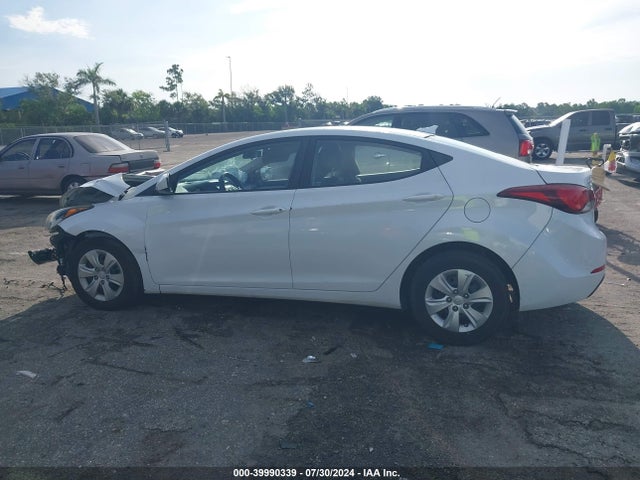 Hyundai ELANTRA SE 2016 5NPDH4AE3GH781735 Image 14