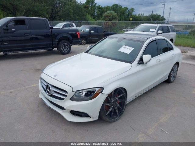 55SWF4JB5HU221069 Mercedes-Benz C 300 Luxury/sport
