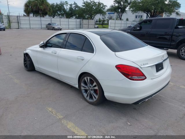 55SWF4JB5HU221069 Mercedes-Benz C 300 Luxury/sport