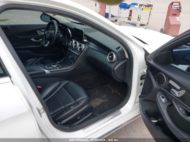 55SWF4JB5HU221069 Mercedes-Benz C 300 Luxury/sport