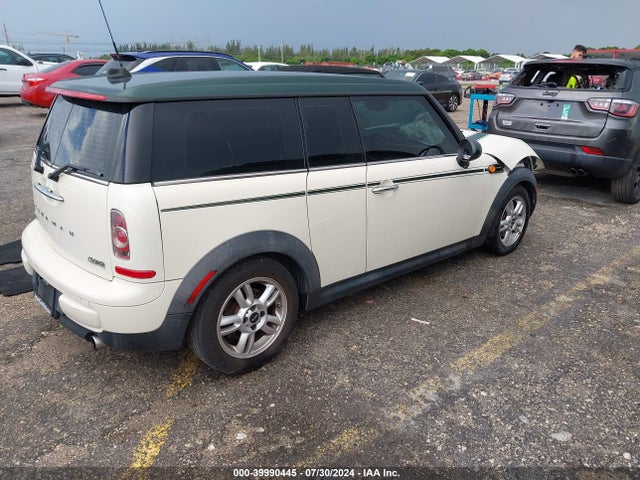 2013 MINI CLUBMAN WMWZF3C59DT489546 Photo 3