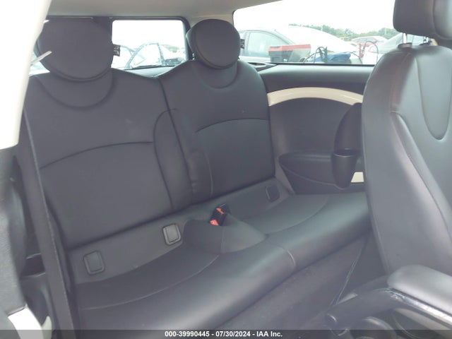 2013 MINI CLUBMAN WMWZF3C59DT489546 Photo 7