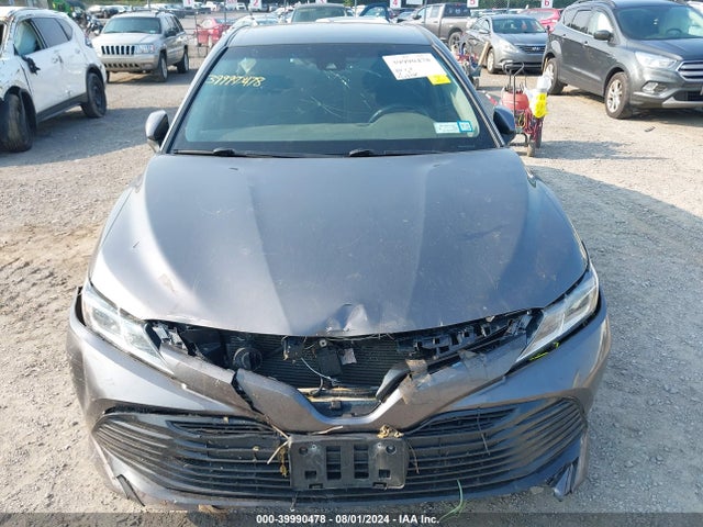 4T1B11HK0JU088121 Toyota CAMRY LE