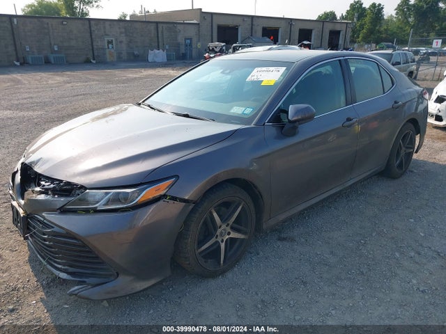 4T1B11HK0JU088121 Toyota CAMRY LE