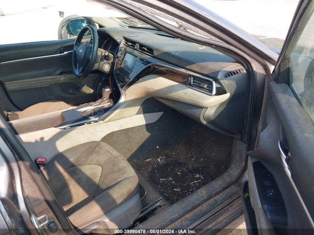 4T1B11HK0JU088121 Toyota CAMRY LE