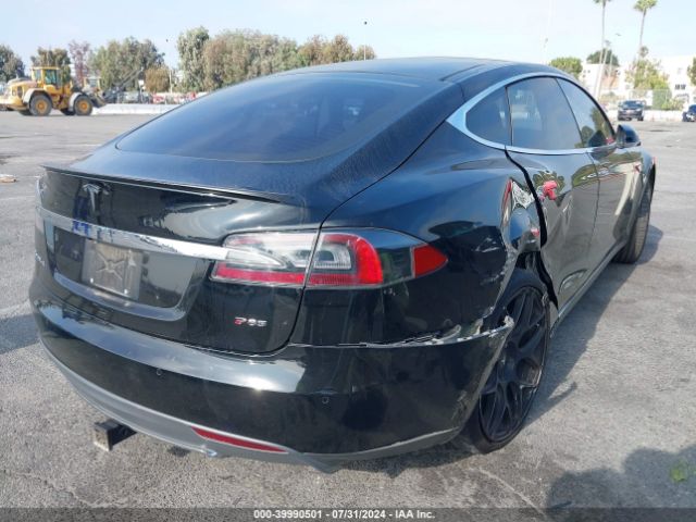 5YJSA1H14EFP45562 Tesla Model S P85