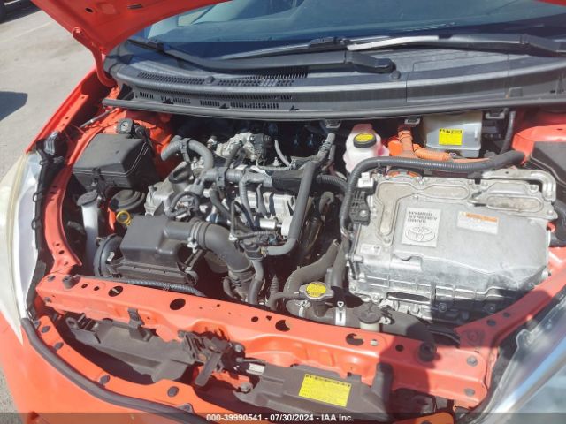 JTDKDTB33E1059633 Toyota Prius C One
