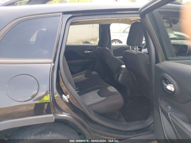 1C4PJLAB7GW325376 Jeep Cherokee Altitude