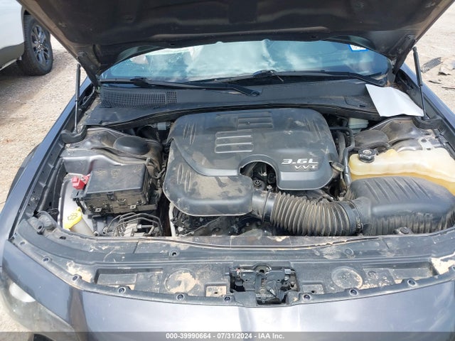 Chrysler 300 2015 2C3CCABG2FH760511 Image 10