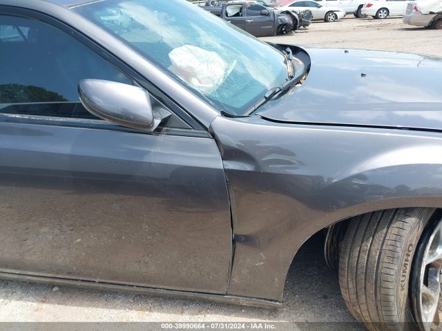2C3CCABG2FH760511 Chrysler 300