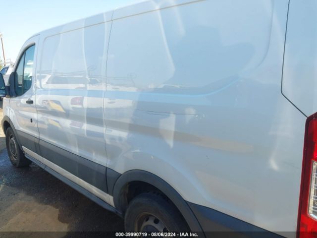 1FTYE1YM5JKA32109 Ford Transit-150
