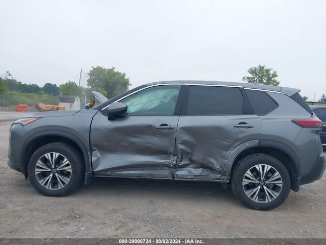 5N1AT3BB9MC831542 Nissan Rogue Sv Intelligent Awd
