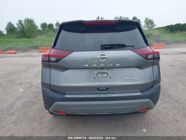 5N1AT3BB9MC831542 Nissan Rogue Sv Intelligent Awd