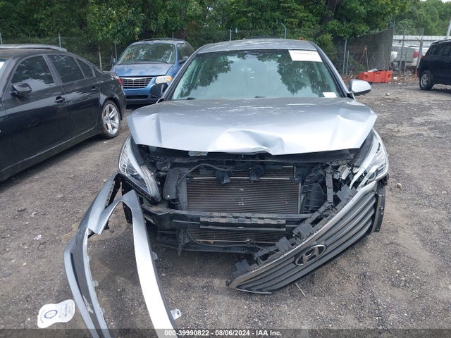Hyundai SONATA SE 2016 5NPE24AF2GH381602 Image 6
