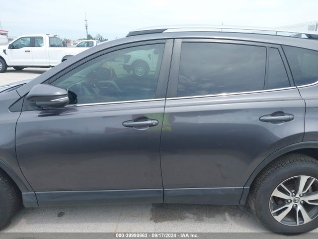 Toyota Rav4 Xle 2017 JTMWFREV0HJ702522 Image 14
