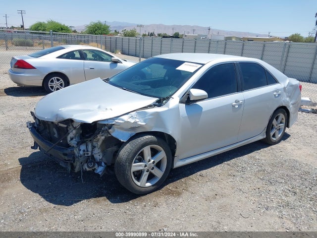 Toyota CAMRY SE 2014 4T1BF1FK8EU768052 Image 2