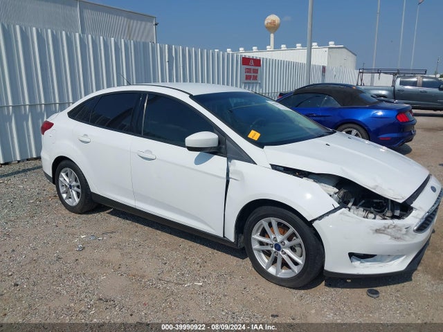 Ford FOCUS SE 2018 1FADP3F29JL262130 Image 14