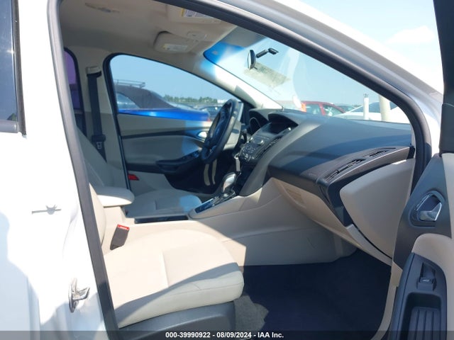 Ford FOCUS SE 2018 1FADP3F29JL262130 Image 5