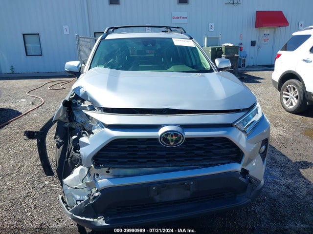 Toyota Rav4 Xle Premium 2019 JTMA1RFV7KD513606 Image 12