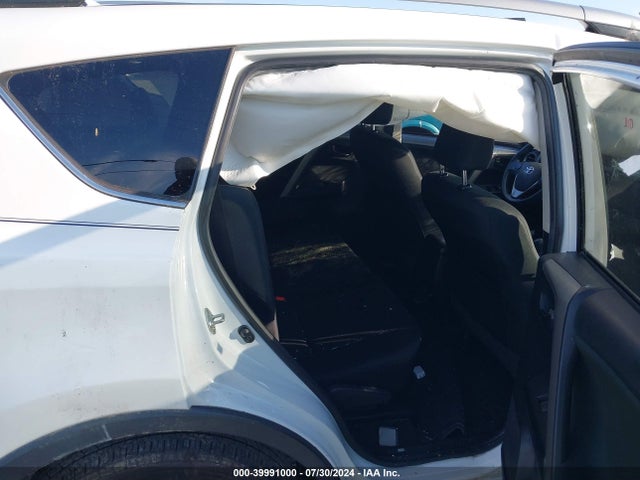 Toyota RAV4 LE 2018 2T3ZFREV8JW433223 Image 8