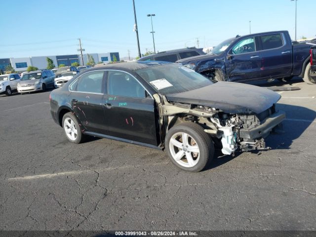 1VWAT7A31FC098425 auction archive image