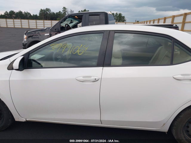 Toyota COROLLA LE 2018 2T1BURHE5JC987414 Image 15