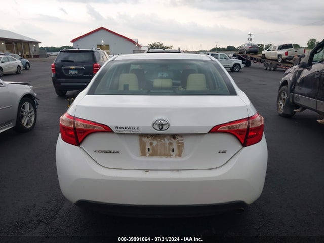 Toyota COROLLA LE 2018 2T1BURHE5JC987414 Image 17