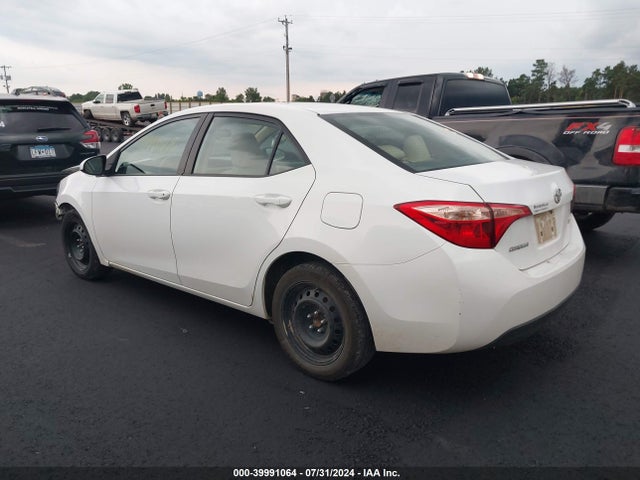 Toyota COROLLA LE 2018 2T1BURHE5JC987414 Image 3