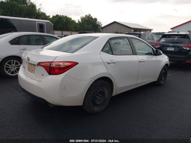 Toyota COROLLA LE 2018 2T1BURHE5JC987414 Image 4