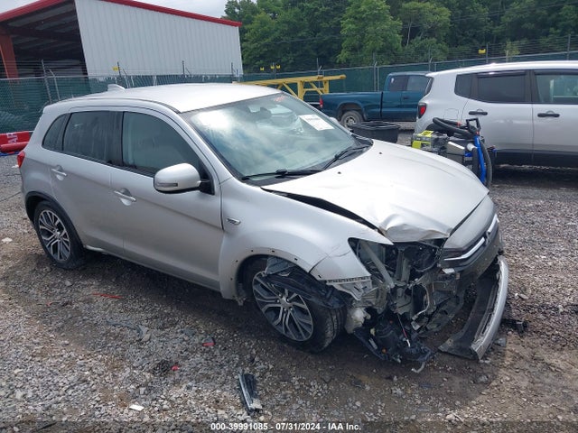 2018 MITSUBISHI OUTLANDER SPORT JA4AR3AUXJU012187 Photo 0