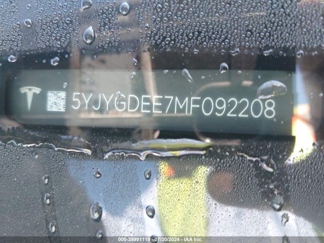 2021 TESLA MODEL Y 5YJYGDEE7MF092208 Photo 8