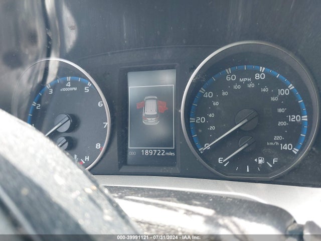 Toyota RAV4 LE 2017 2T3ZFREV2HW352664 Image 7