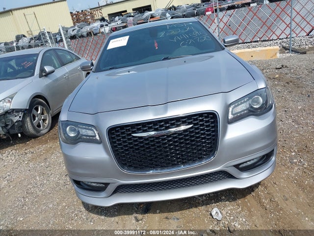 2C3CCAGG5JH141595 Chrysler 300 300s Awd