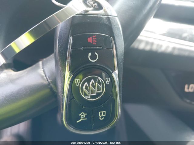 5GAERBKW3JJ261063 Buick Enclave Essence