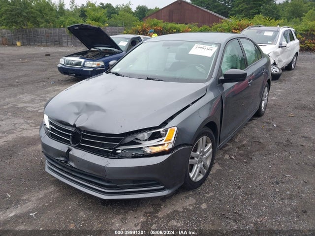3VW2K7AJXFM210465 Volkswagen Jetta 2.0l S